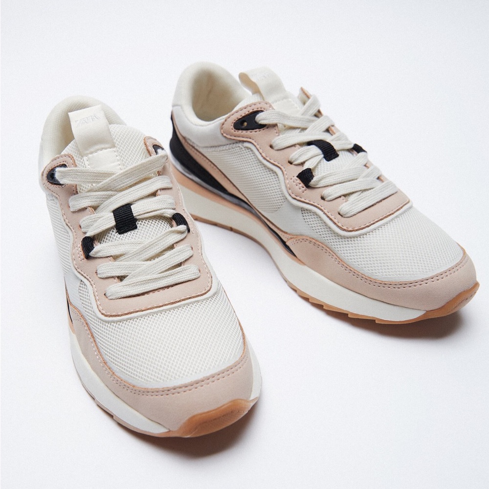 NWT Zara Contrasting Pastel Nude Sneakers